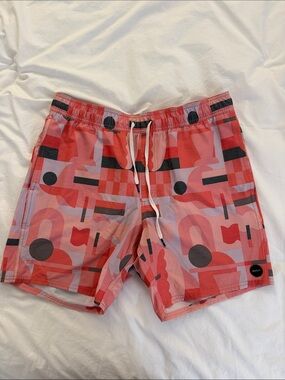RVCA Men’s Coral & Black Geometric Swim Trunks Medium